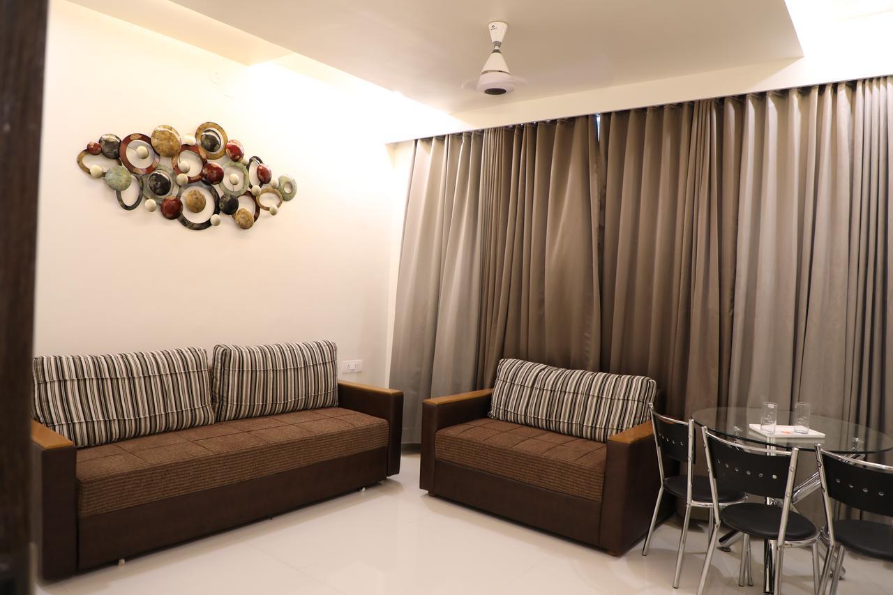 Hotel Pushpak Park Osmanabad Экстерьер фото