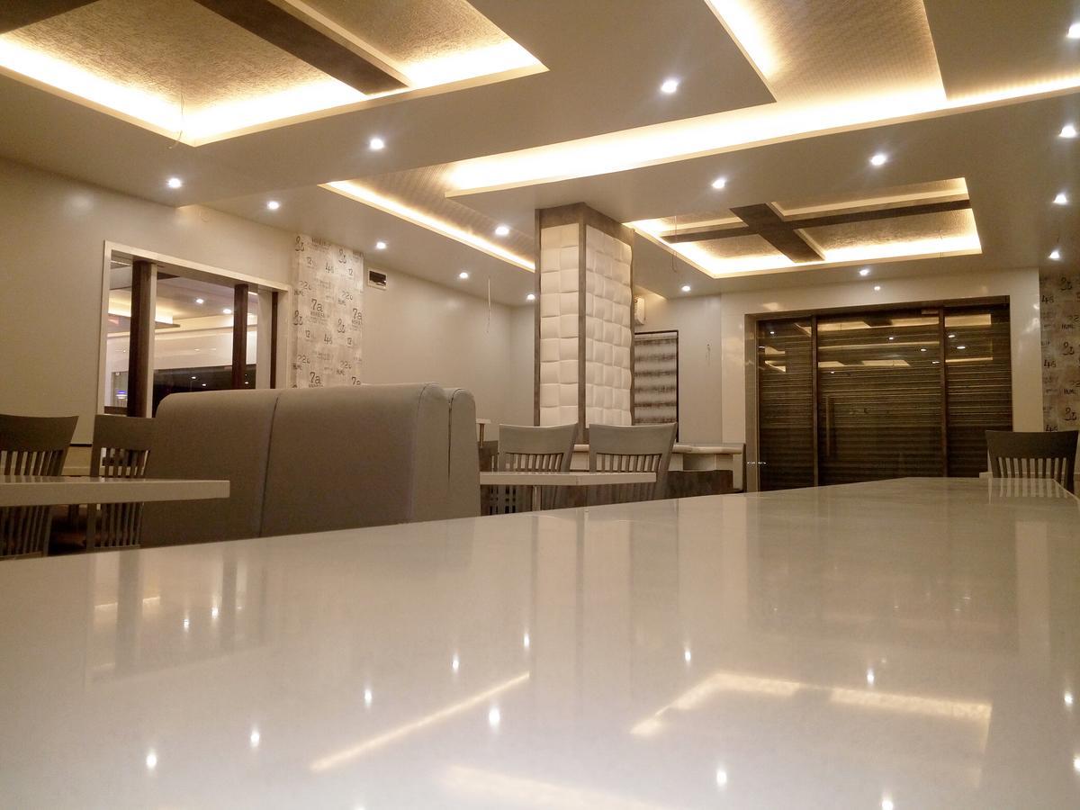Hotel Pushpak Park Osmanabad Экстерьер фото