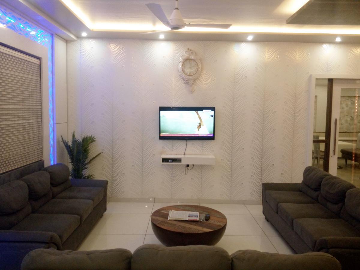 Hotel Pushpak Park Osmanabad Экстерьер фото