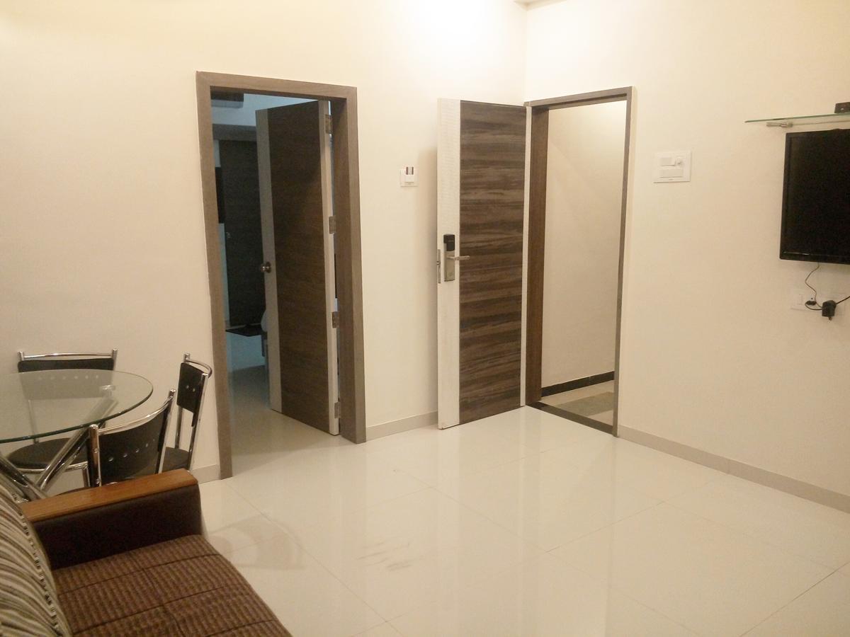 Hotel Pushpak Park Osmanabad Экстерьер фото